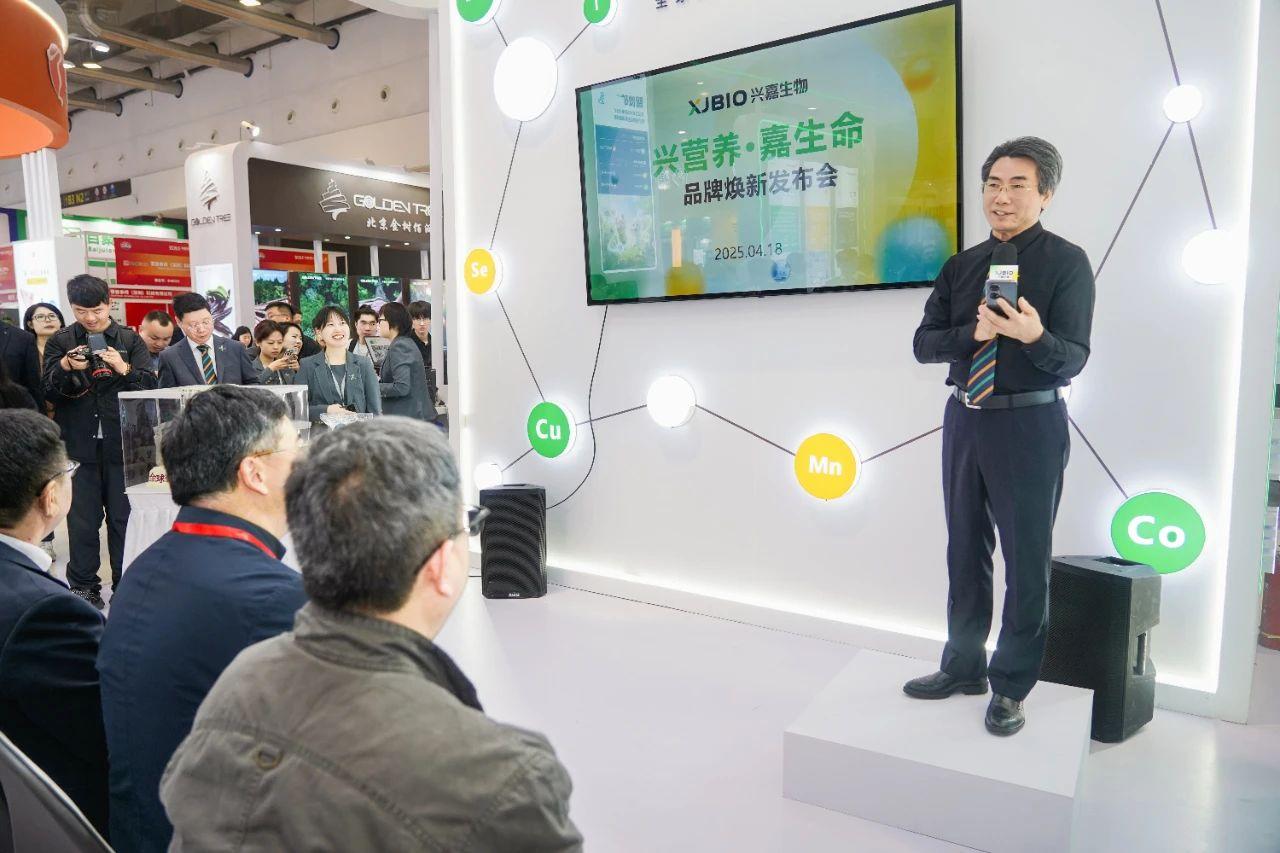 1745199582140196.jpg 718.jpg